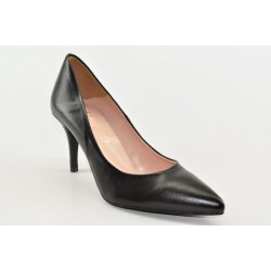 High heeled women's pumps by Alessandra Paggioti